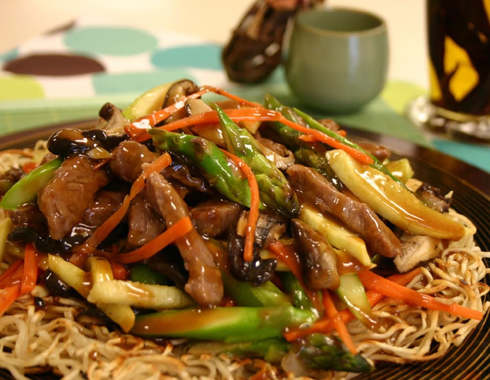 Pan-Fried Noodles with Hoisin Sauce | Recipes | Lee Kum Kee Home | USA