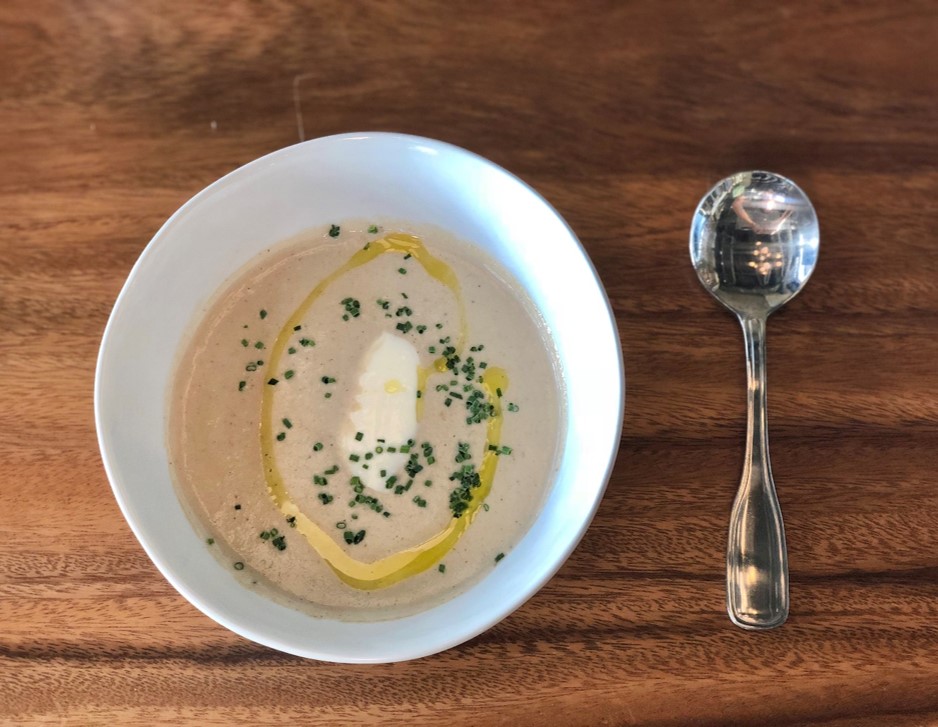 https://usa.lkk.com/-/media/recipe-cream-of-wild-mushroom--oyster-soup.jpg?bc=white&hash=76FD5E84DE1EC0A0ED02E2FFF8703B6E18C520E2&v=638382787532486509