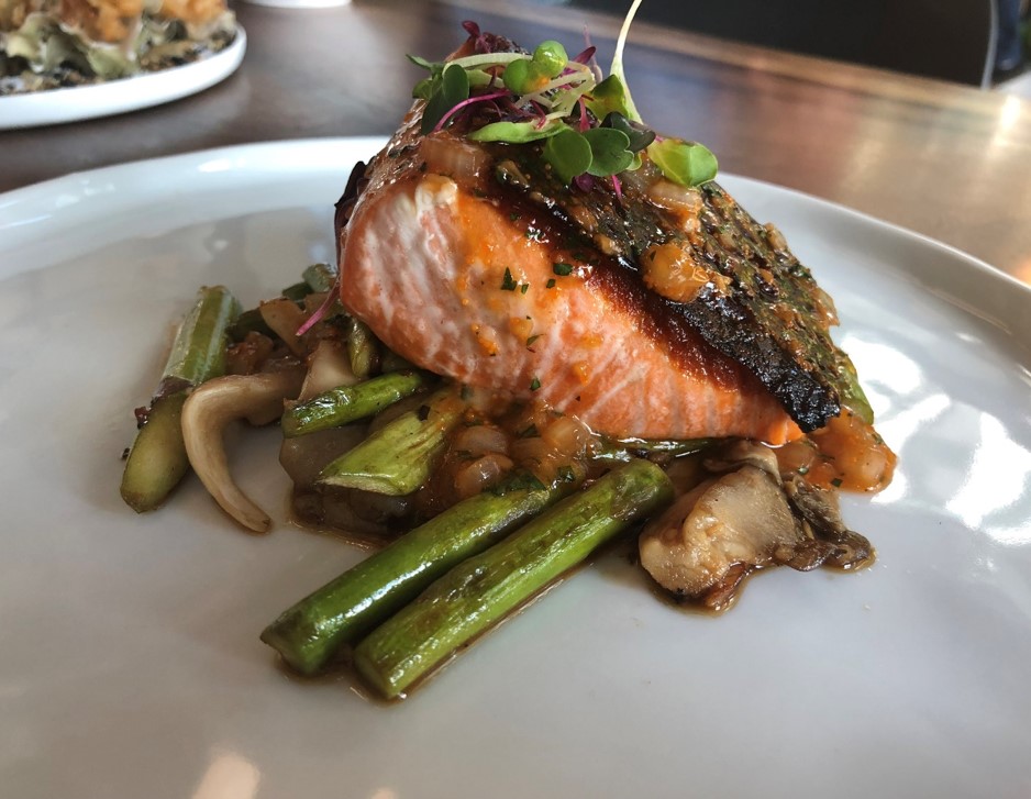 Grilled Fillet of Salmon with Oyster and Roe Butter Sauce