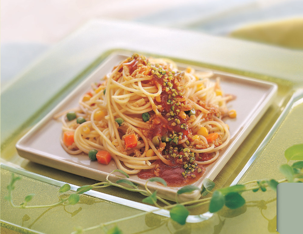 Stir-Fried Spaghetti and Chicken | Recipes| Lee Kum Kee Home | USA
