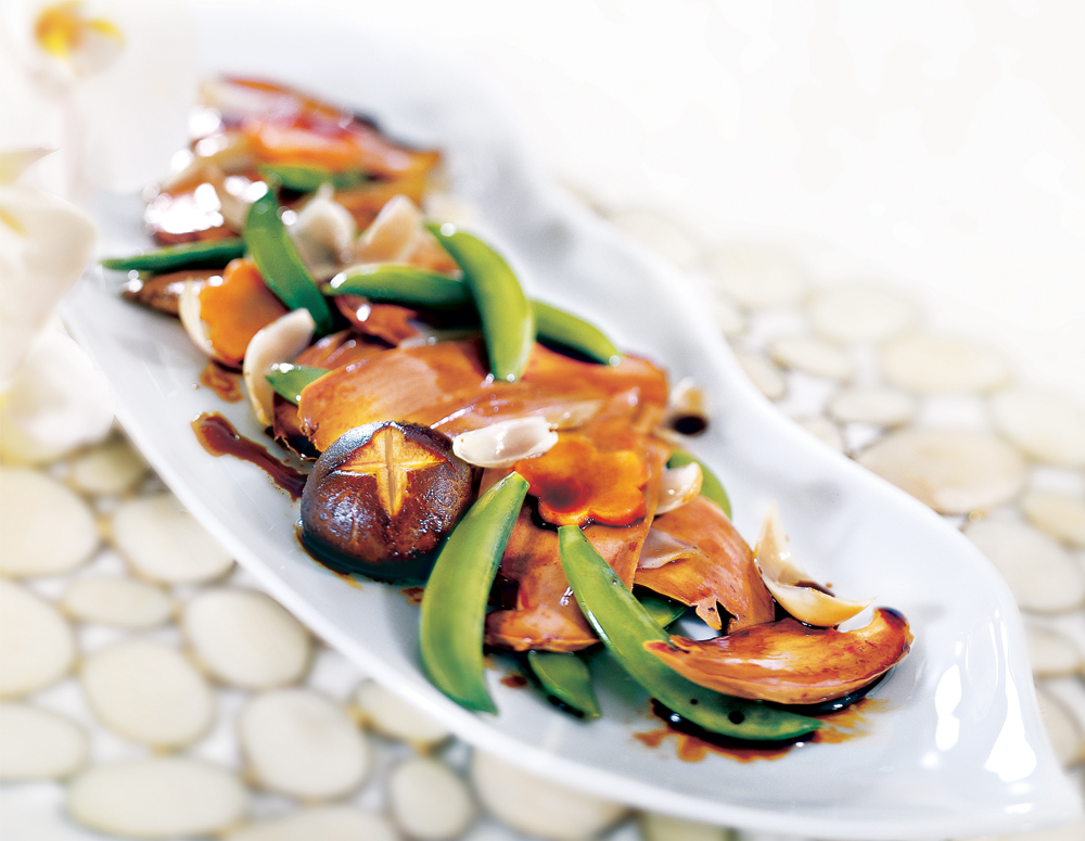 Stir-Fried Vegetarian Abalone with Vegetables | Recipes| Lee Kum Kee